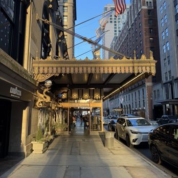 The Drake - Hotels Near Me - Chicago, Illinois The Drake - Hotels Near Me - Chicago, Illinois