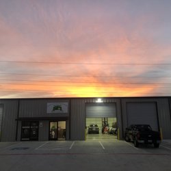 Jeremi's Auto Repair - The sun setting over the shop