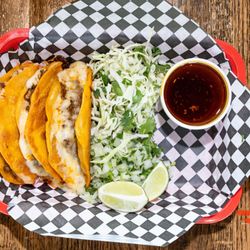 Taqueria Moctezuma - Birria Tacos