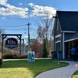 Mill River Winery