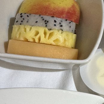 國泰航空 - Fruit in business, Hanoi to Hong Kong - Airlines Near Me - Hong Kong, HK 國泰航空 - Fruit in business, Hanoi to Hong Kong - Airlines Near Me - Hong Kong, HK