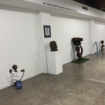 National Veterans Art Museum - Dr. Charles Smith:  Holding The Dream In My Hands - Art Museums Near Me - Chicago, Illinois