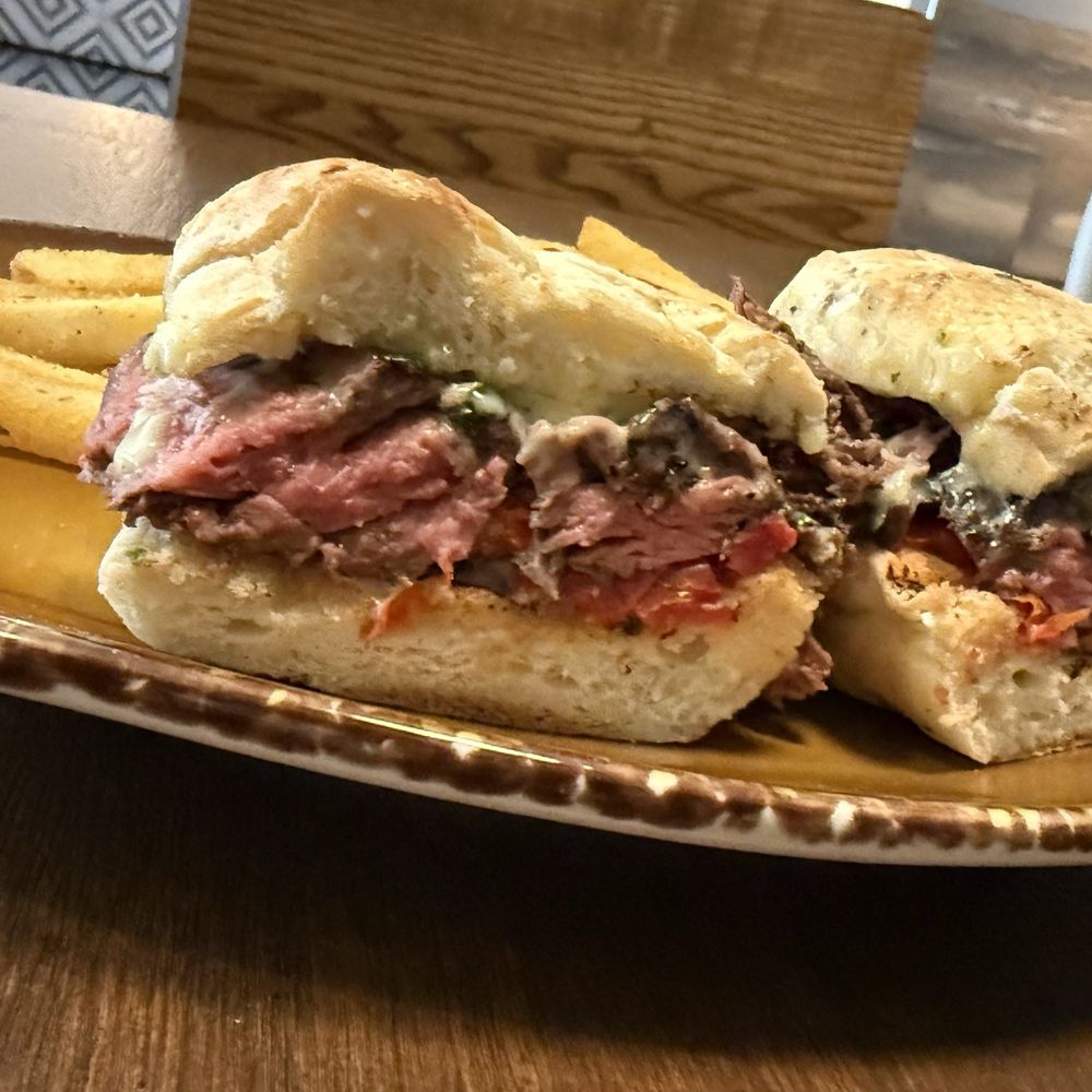 Urban Plates - Steak sandwich with fries - New American Near Me - Davis, California Urban Plates - Steak sandwich with fries - New American Near Me - Davis, California