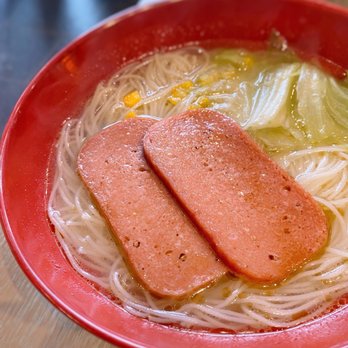 Cafe De Hong Kong - Cafe de Hong Kong - Meal C Luncheon Meat Rice Noodle in Soup - Hong Kong Style Cafe Near Me - Markham, Ontario