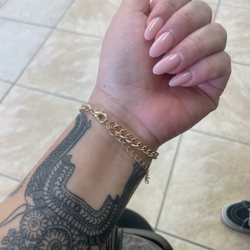 Short almond shaped natural full set
