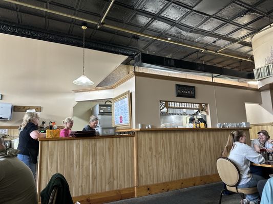 The Main Cafe by null