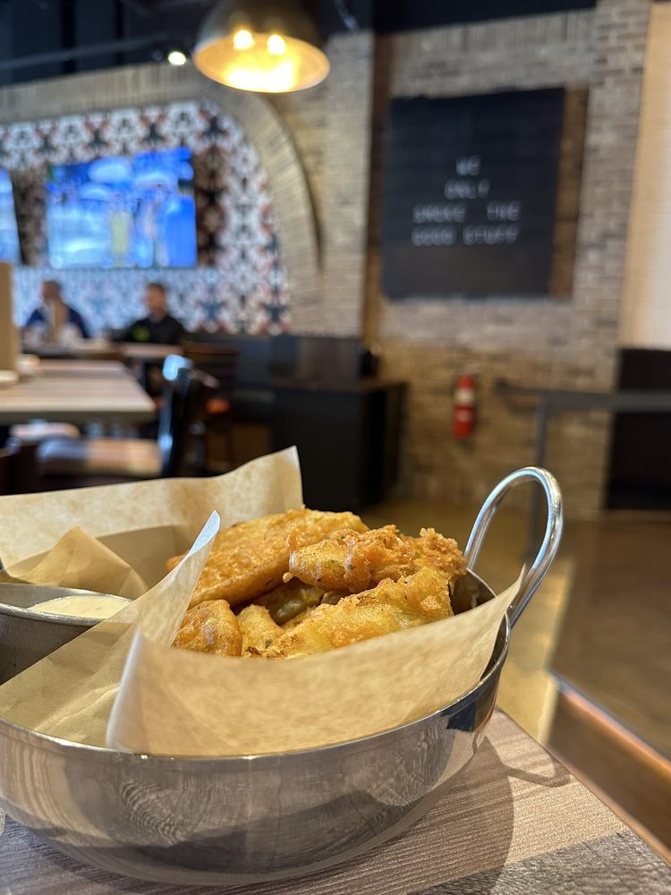 SMOKESHOW BBQ CLOSED 64 Photos & 38 Reviews 22 E Chicago Ave