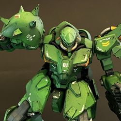 Burbank's House Of Hobbies - Hg messer from BHH with custom paint and weapons from BHH