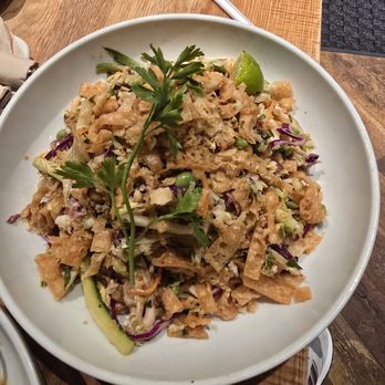 California Pizza Kitchen - Pizza Near Me - Troy, Michigan