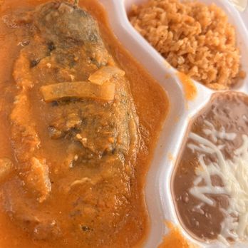 Mr Piggies Taqueria - Chile Relleno plate - Tacos Near Me - Covina, California Mr Piggies Taqueria - Chile Relleno plate - Tacos Near Me - Covina, California