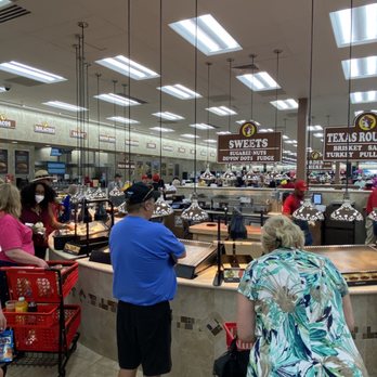 Buc-ee's - Food counter - Gas Stations Near Me - Daytona Beach, Florida Buc-ee's - Food counter - Gas Stations Near Me - Daytona Beach, Florida