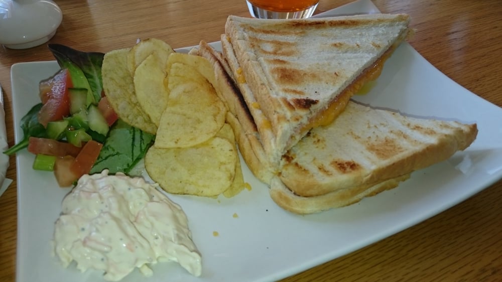 THE LITTLE TEAROOM Updated June 2024 30 Victoria Street, Blantyre