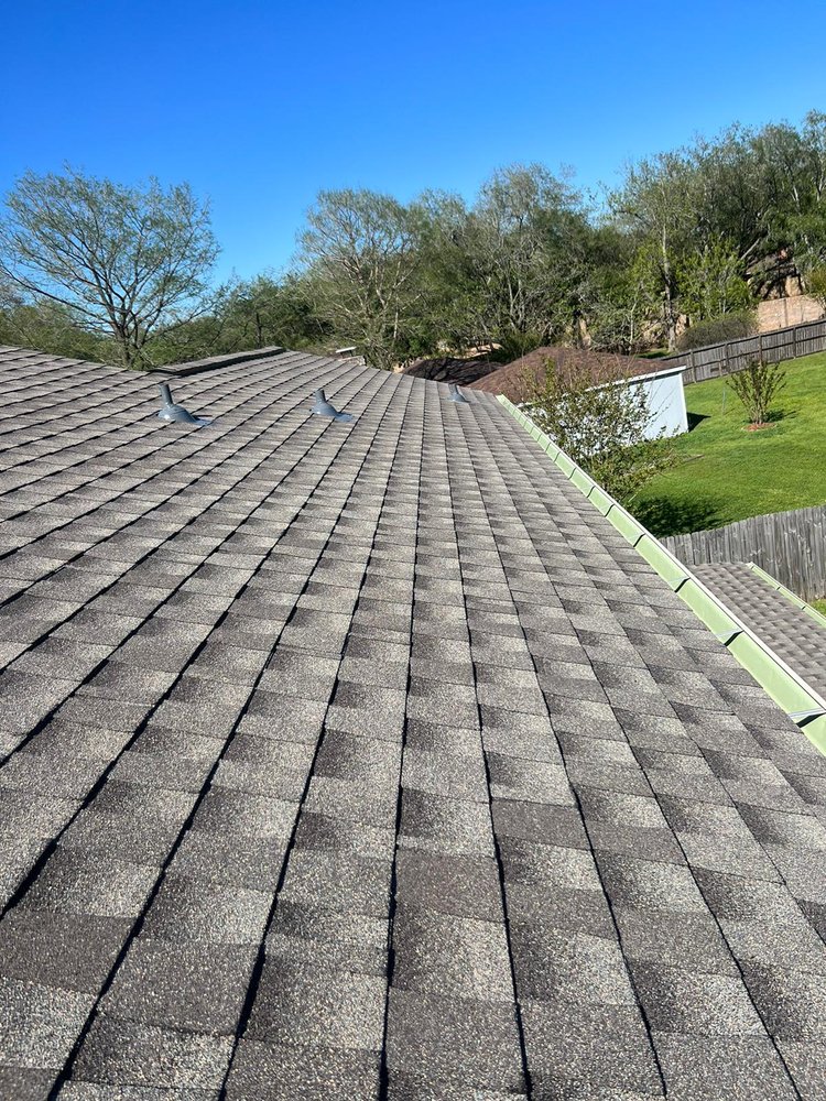 Slide of EZ & FAST Roofer's Contractors