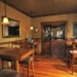The Home Place Inn - Stanfords Lounge