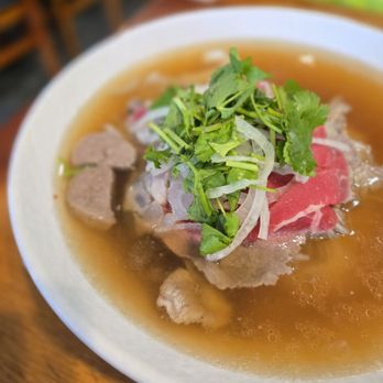 Pho Khang - XL house special (it's huge) - Vietnamese Near Me - Richmond, British Columbia
