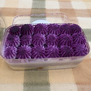 Kemi Dessert Bar - Taro cakebox - Desserts Near Me - Seattle, Washington