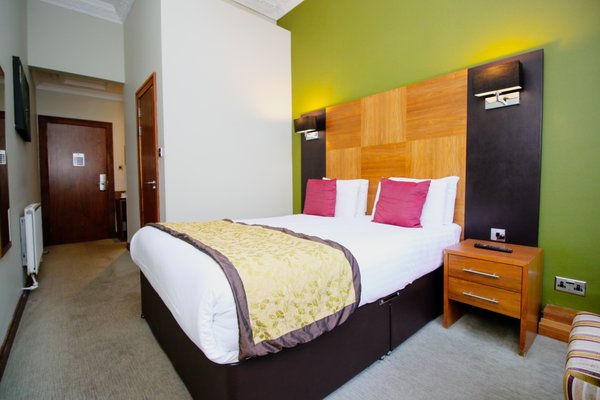 Acorn Hotel - Book Direct for Best Rates. We're cheaper than online travel agents. by null