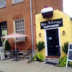 Mrs. McLovets' Cupcakes - Mrs. McLovets' Cupcake Shop