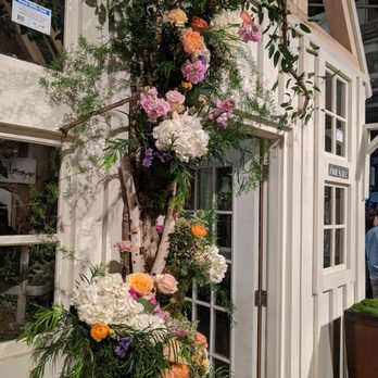 Noble - Beautiful flowers - Community Service/Non-Profit Near Me - Indianapolis, Indiana