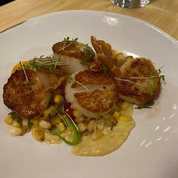 Clyde's Fine Diner - Scallops - Diners Near Me - Des Moines, Iowa