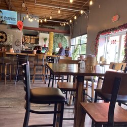 Taco Luna Y Mas - Inside view