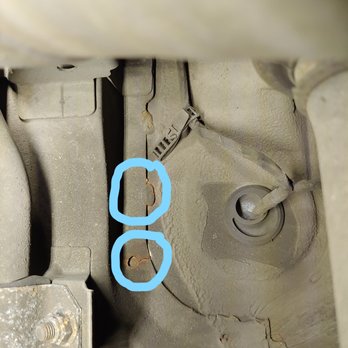 Lemon Squad - rear subframe separation - Car Inspectors Near Me