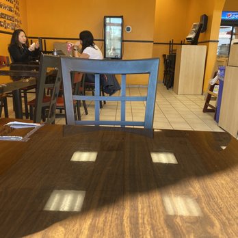 Gene's Chinese Flatbread Cafe - Dining room. There's some cool pics on the wall. - Chinese Near Me - Woburn, Massachusetts