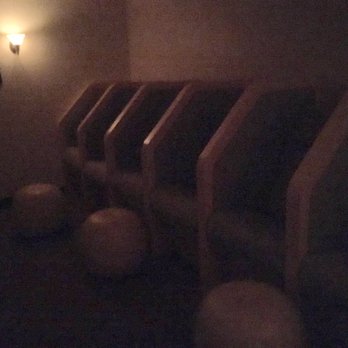 Burke Williams Day Spa - Quiet room with comfy sofas - Skin Care Near Me - Orange, California