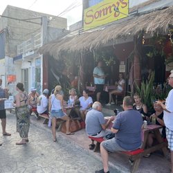 Sonny's - This place is a gem! Fantastic pizza! Some of the best pizza I've ever had!!!