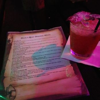 Devil's Reef - Order of the Idol cocktail - Cocktail Bars Near Me - Tacoma, Washington