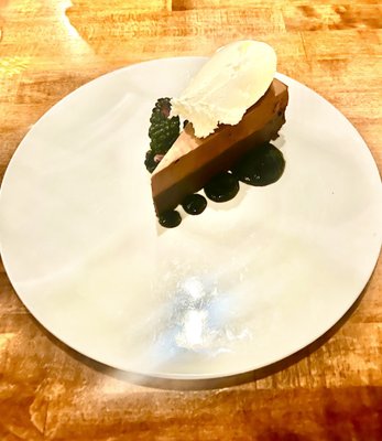 Altura Bistro by null