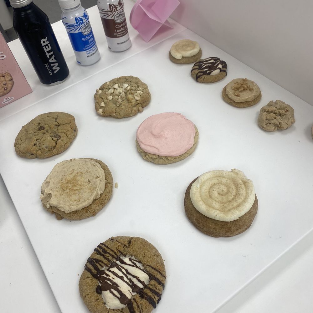 Mini and large cookies size Mini and large cookies size