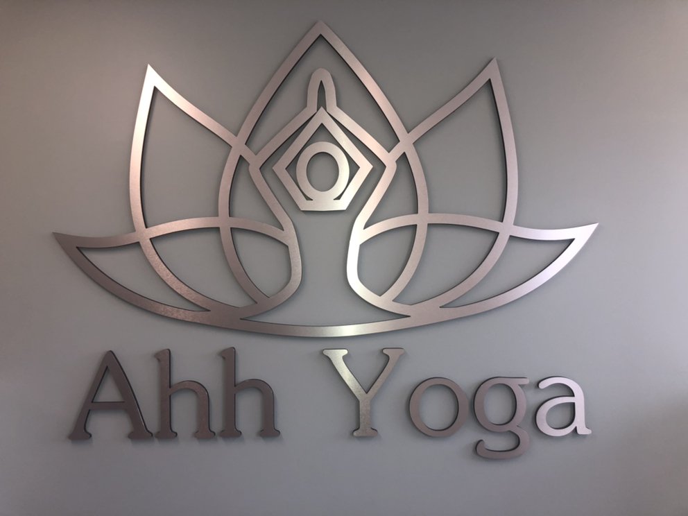 AHH YOGA Updated October 2024 2201 W White Oaks Dr, Springfield