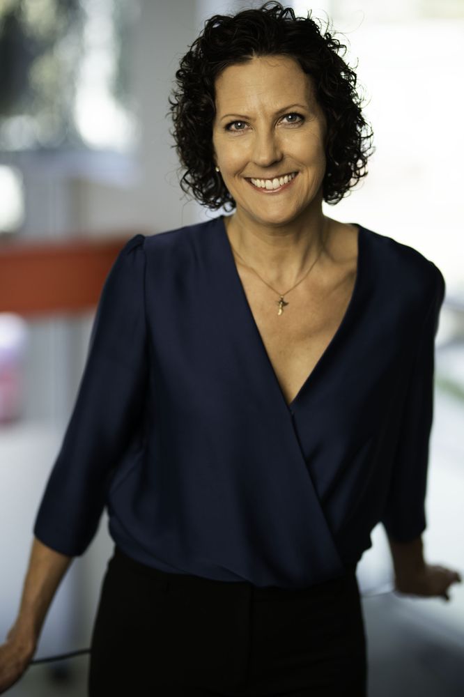 Danielle Olson, DC Logo