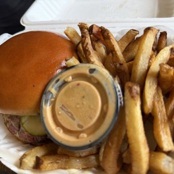 Mutiny BBQ Company - Brisket sandwich - Barbeque Near Me - Asbury Park, New Jersey