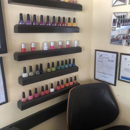 Nail color section - no gel, all dried out. Nail color section - no gel, all dried out.