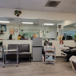 T Hair Cut Barber - View from the chair