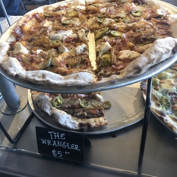 Versalia Pizza Kendall Yards - Pizza Near Me - Spokane, Washington