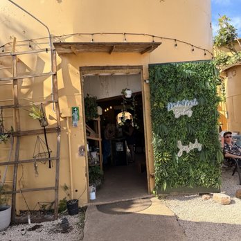 Mele Mele Bakery - Front entrance - Bakeries Near Me - Waialua, Hawaii Mele Mele Bakery - Front entrance - Bakeries Near Me - Waialua, Hawaii