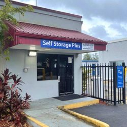Self Storage Plus