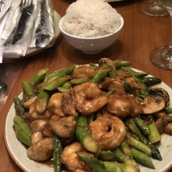 The BŌL - Shrimp with mushrooms, asparagus, rice - Vietnamese Near Me - Coconut Creek, Florida The BŌL - Shrimp with mushrooms, asparagus, rice - Vietnamese Near Me - Coconut Creek, Florida