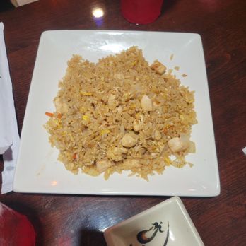 Kumo Hibachi & Sushi - Chicken Fried Rice - Sushi Bars Near Me - Conyers, Georgia Kumo Hibachi & Sushi - Chicken Fried Rice - Sushi Bars Near Me - Conyers, Georgia