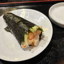 Scallop handroll