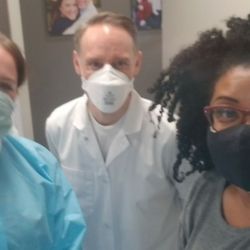 Kingwood Endodontics - Dental Asst Alicia, Dr Jeff Baer, DDS and me!  I'm a fan!!!