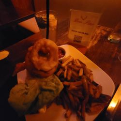 2/10/2023 - Still one of the best burgers in PDX!