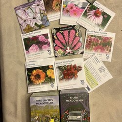 Hudson Valley Seed - Exceptional art packaging, worthy of framing! Organic
