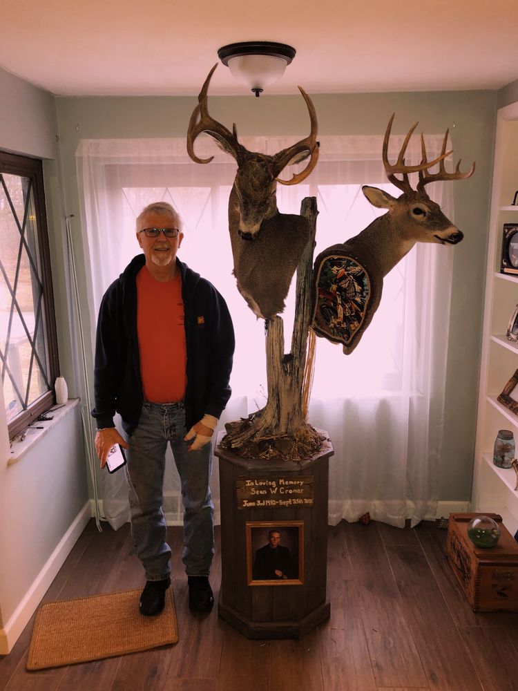 Trophy Hunters Taxidermy - taxidermy in Aliquippa, PA