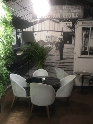 Le Parisis Hôtel by null