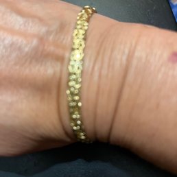 A beautiful bracelet! A beautiful bracelet!