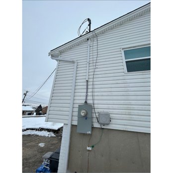 Risen Electric - 200 amp mast service in Florence KY - Electricians Near Me